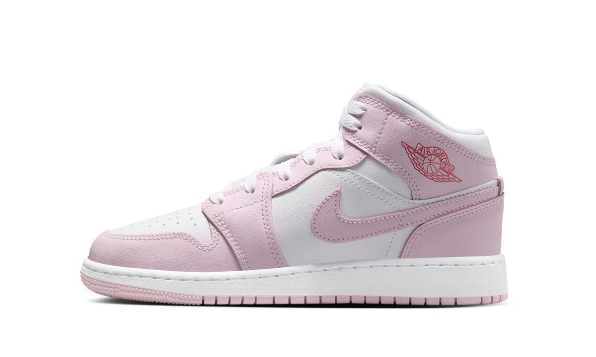 Air Jordan 1 Mid Valentine's Day DQ8423-608 — Vista 1