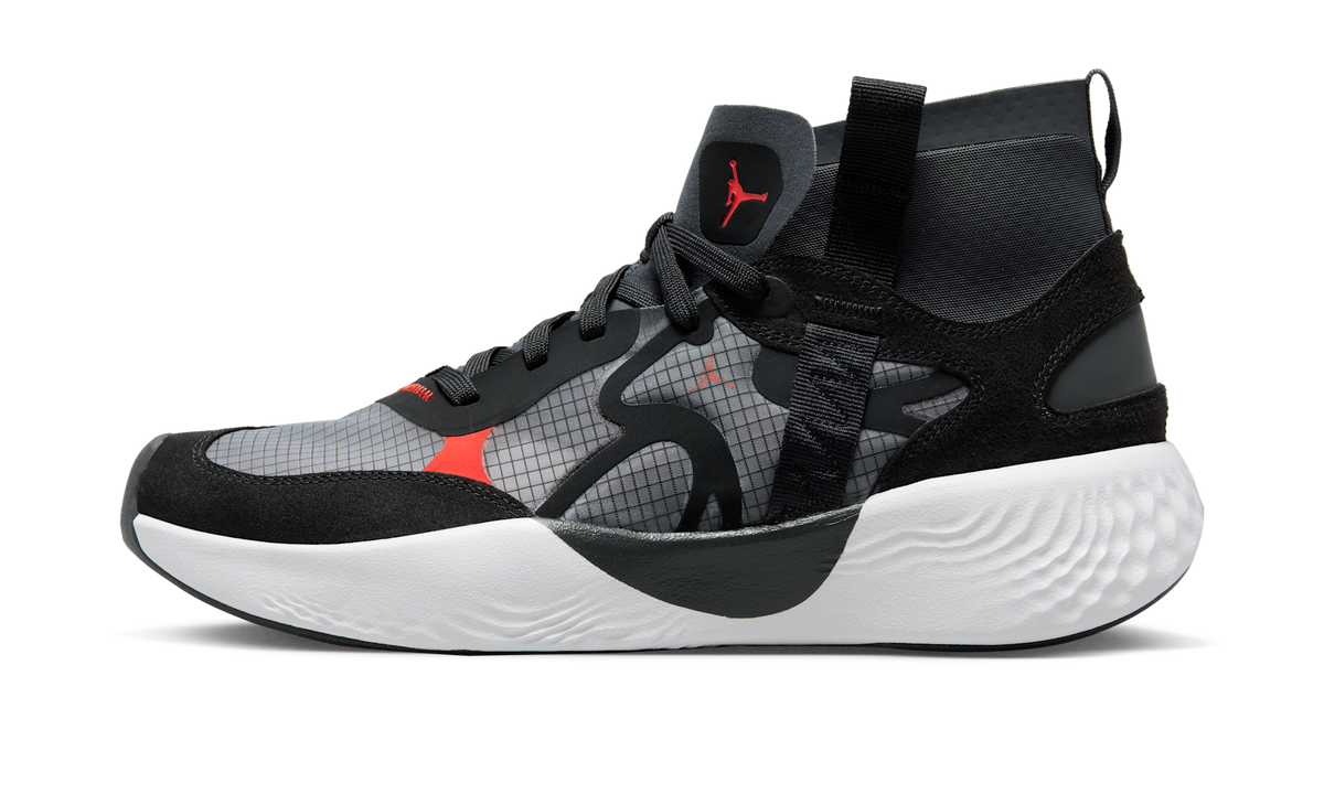 Air Jordan Delta 3 Mid Black Chile Red DR7614-060 — Vista 1