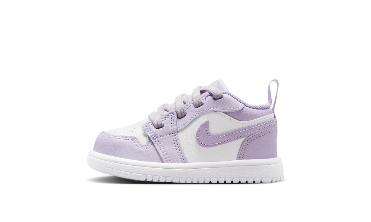 Air Jordan 1 Low ALT Barely Grape Violet Mist (TD) DR9747-500 — Vista 1