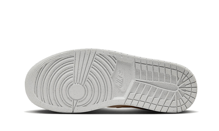 Air Jordan 1 Low SE Celestial Gold (Women's) DV0426-200 — Vista 2