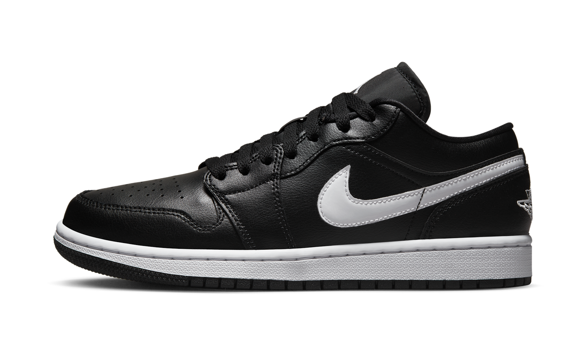 Air Jordan 1 Low Black White (2022) (Women's) DV0990-001 — Vista 1