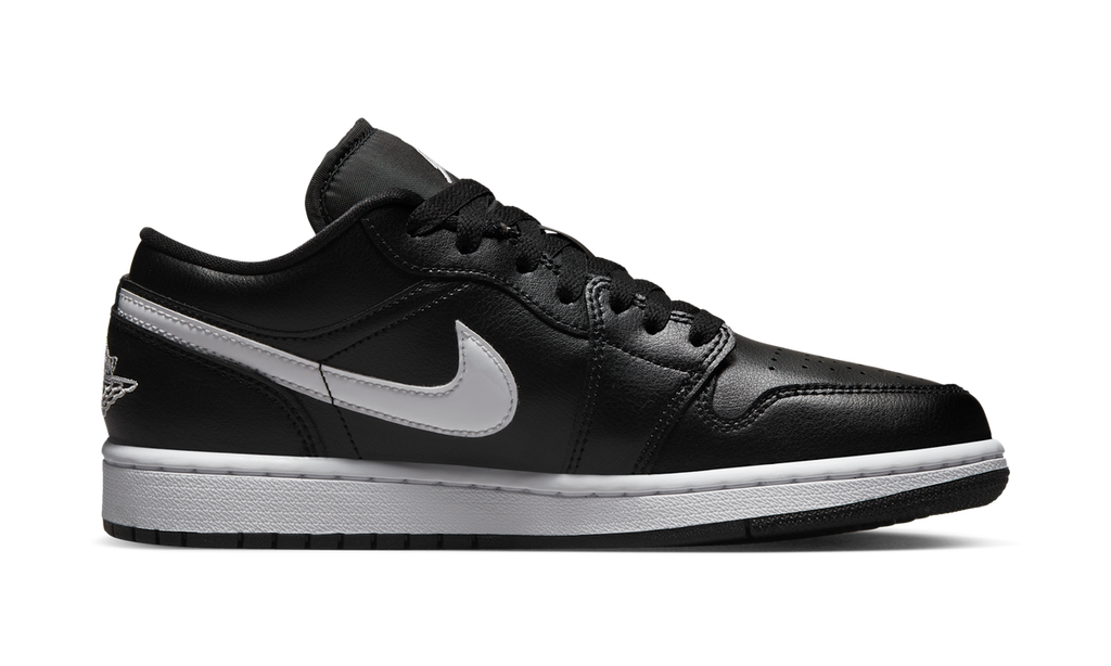 Air Jordan 1 Low Black White (2022) (Women's) DV0990-001 — Vista 2