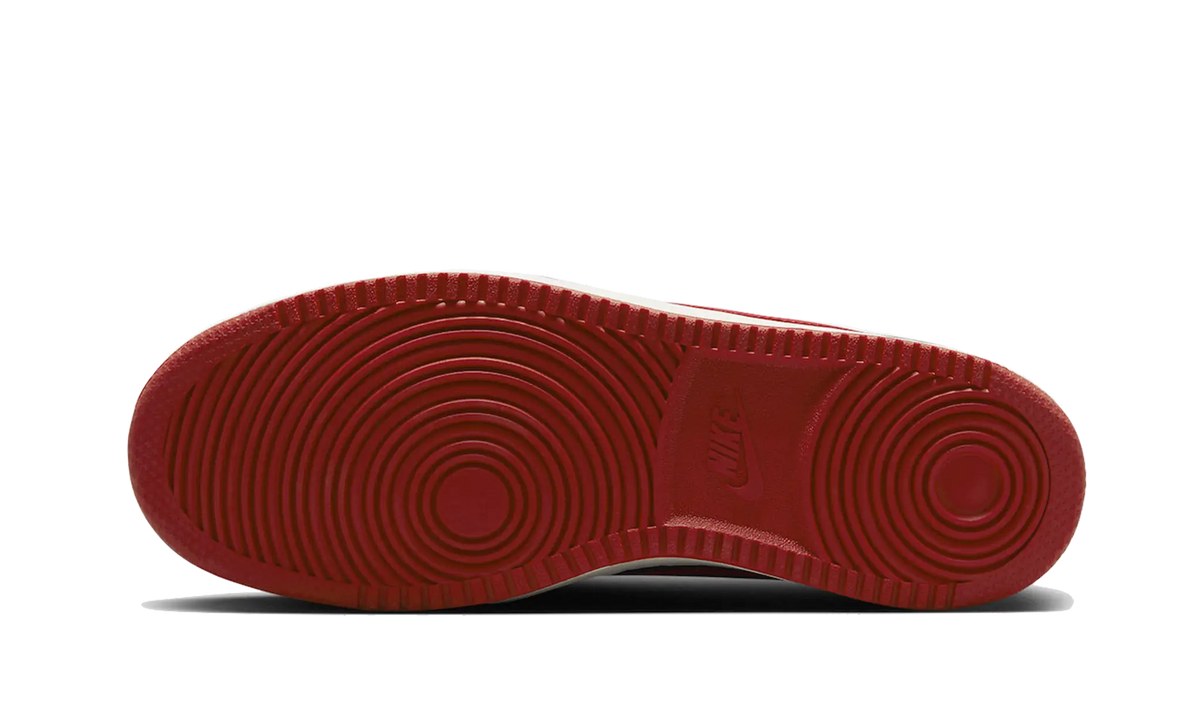 Air Jordan 1 Retro AJKO Low Bred DX4981-006 — Vista 2