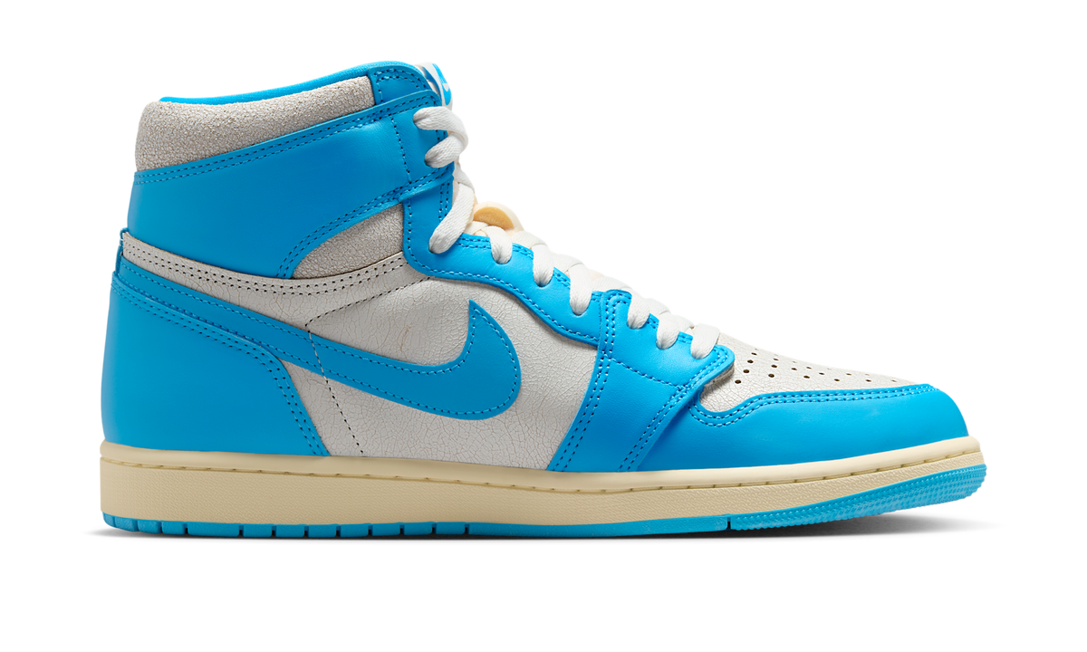 Air Jordan 1 Retro High OG UNC Reimagined DZ5485-402 — Vista 2