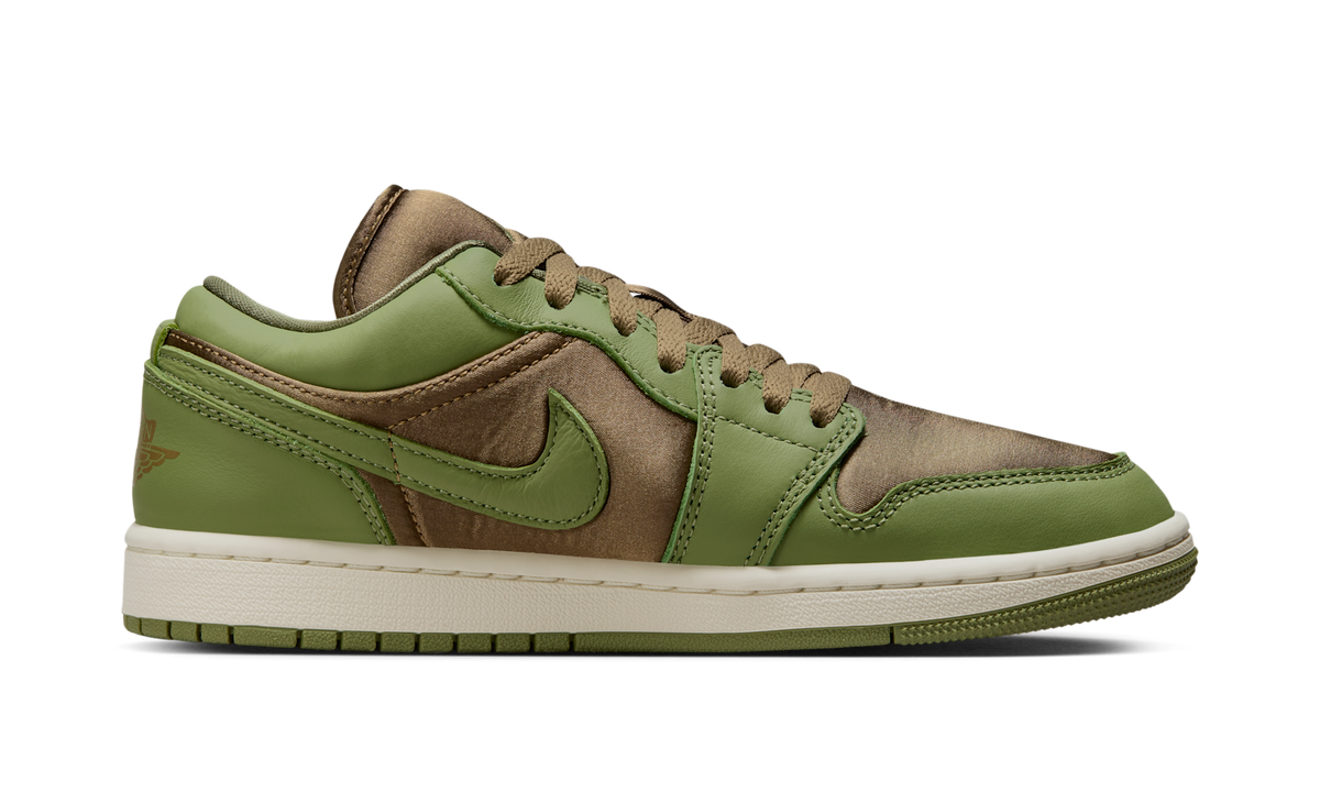 Air Jordan 1 Low SE Brown Kelp Sky J Light Olive (Women's) FB9893-300 — Vista 2