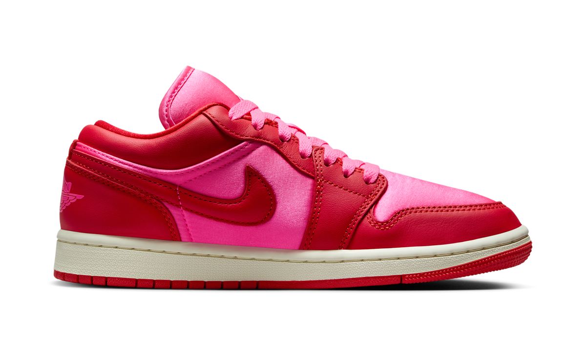 Air Jordan 1 Low SE Pink Blast (Women's) FB9893-600 — Vista 2