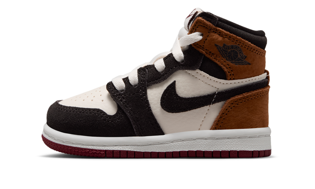 Air Jordan 1 Retro High OG Love Letter (TD) FD1413-201 — Vista 1