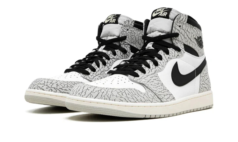 Air Jordan 1 Retro High OG White Cement (GS) FD1437-052 — Vista 2