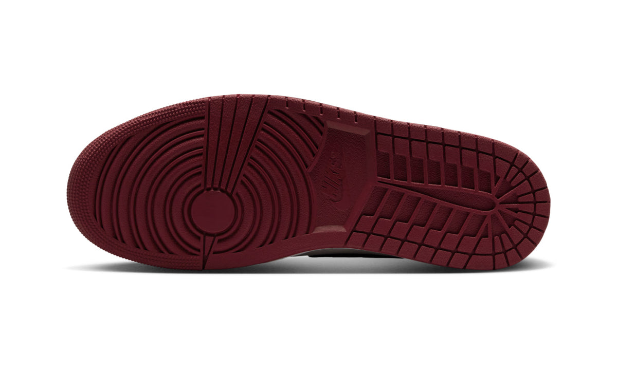 Air Jordan 1 Retro High OG Love Letter (GS) FD1437-201 — Vista 3
