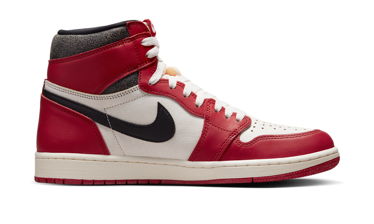 Air Jordan 1 Retro High OG Chicago Lost and Found (GS) FD1437-612 — Vista 2