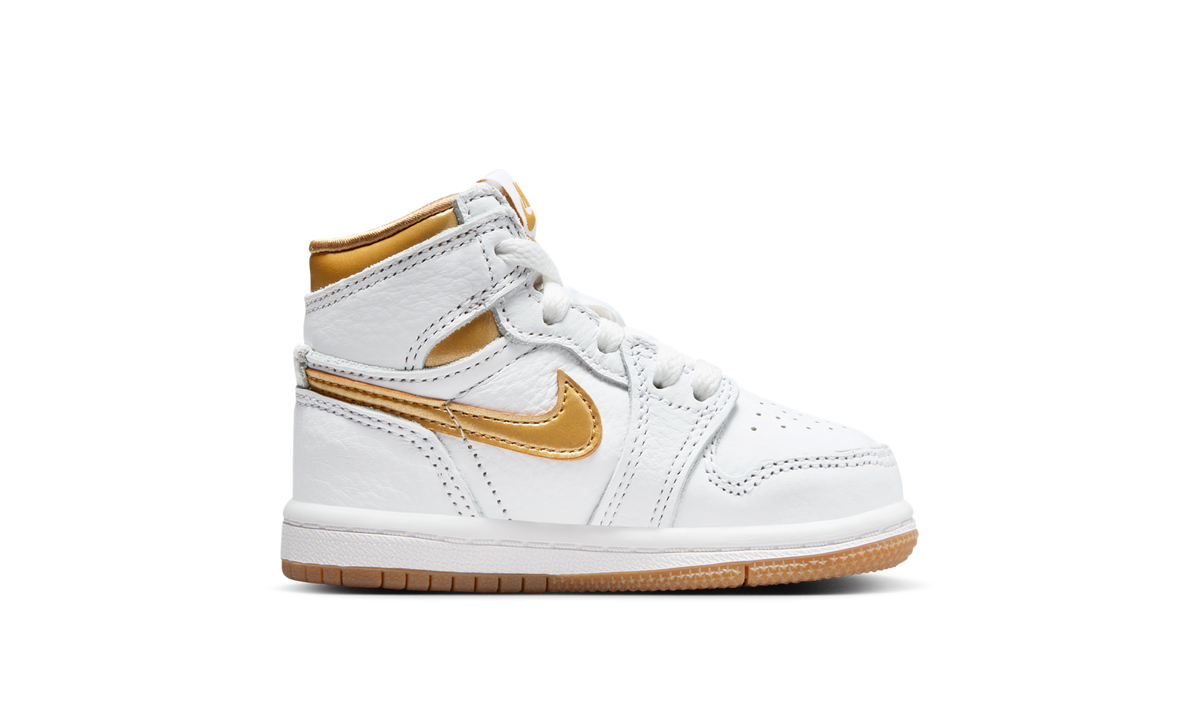 Air Jordan 1 Retro High OG Metallic Gold (TD) FD2598-107 — Vista 2
