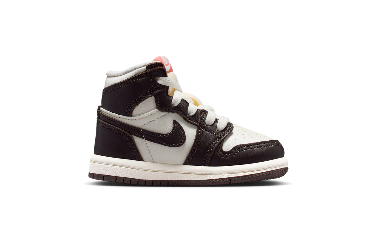 Air Jordan 1 Retro High OG Light Madder Root (TD) FD2598-200 — Vista 2
