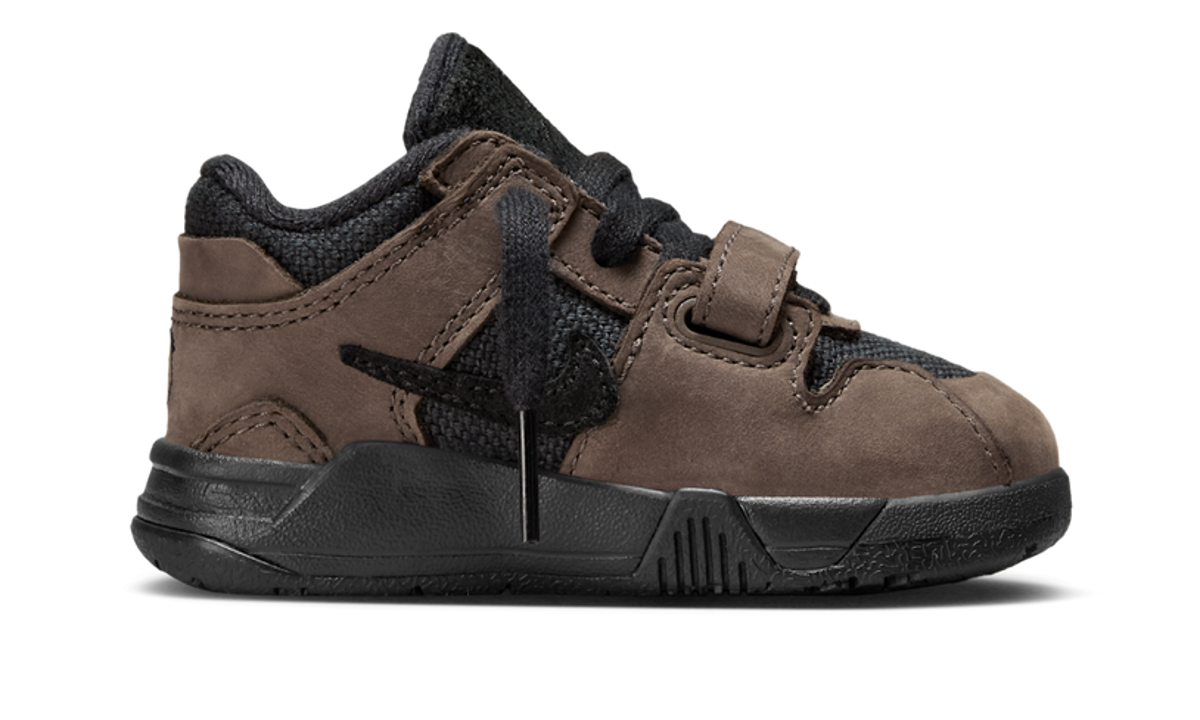 Air Jordan Jumpman Jack TR Travis Scott Dark Mocha (TD) FJ2852-204 — Vista 2
