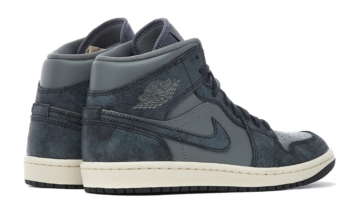 Air Jordan 1 Mid  Distressed Smoke Grey FJ3448-001 — Vista 3
