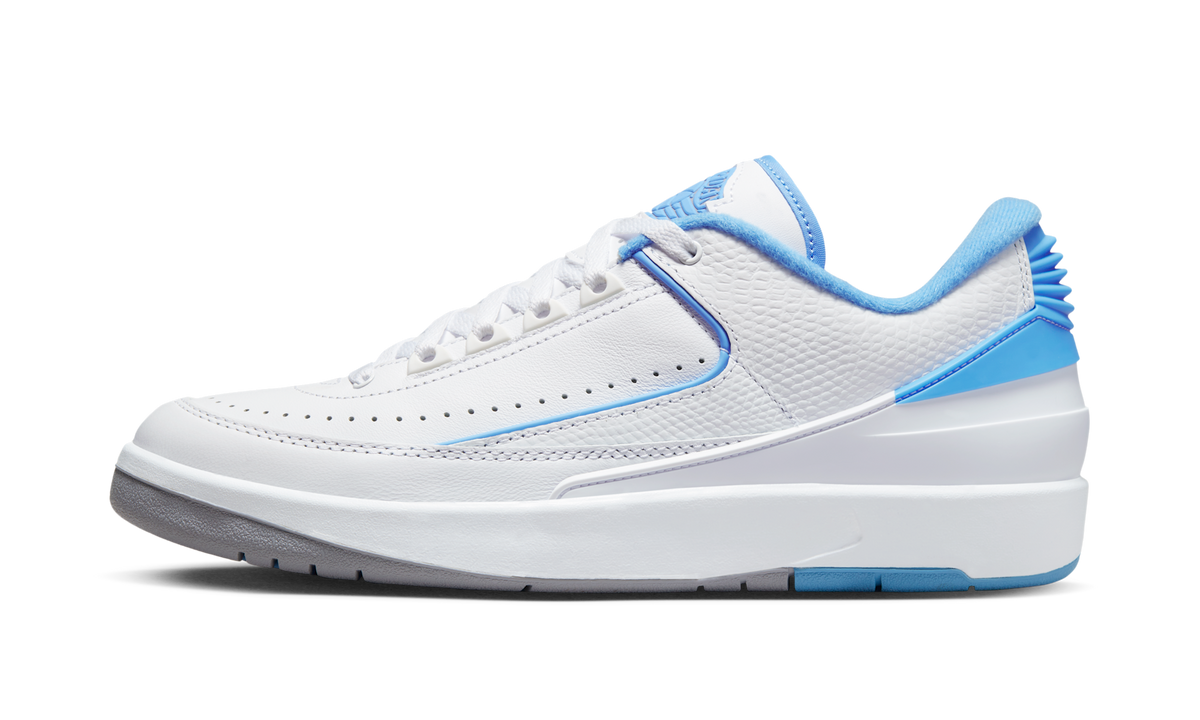 Air Jordan 2 Retro Low UNC (GS) FJ6869-104 — Vista 1