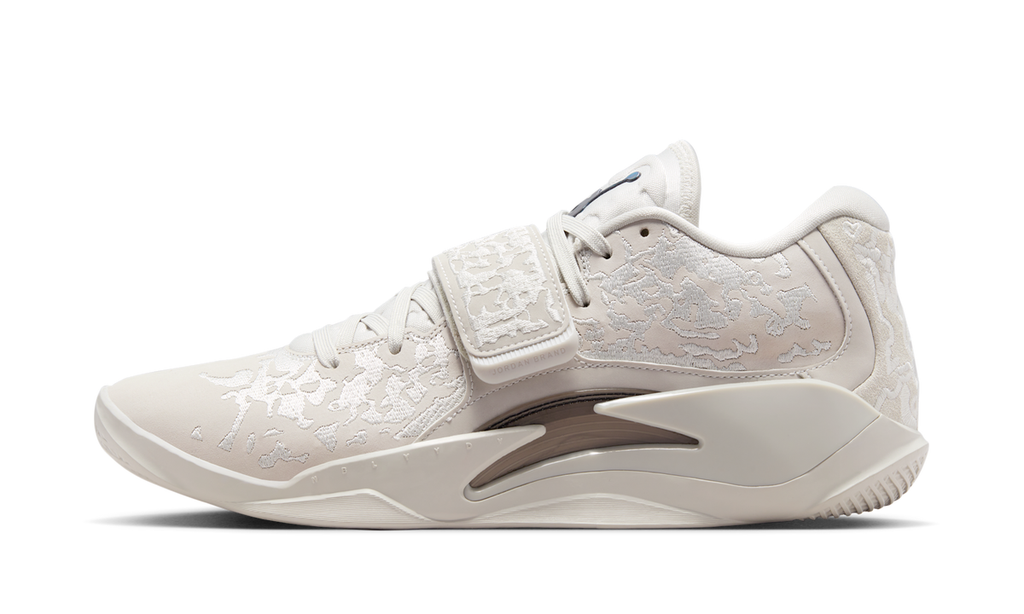 Air Jordan Zion 3 SE M.U.D. Light Bone FN1714-040 — Vista 1