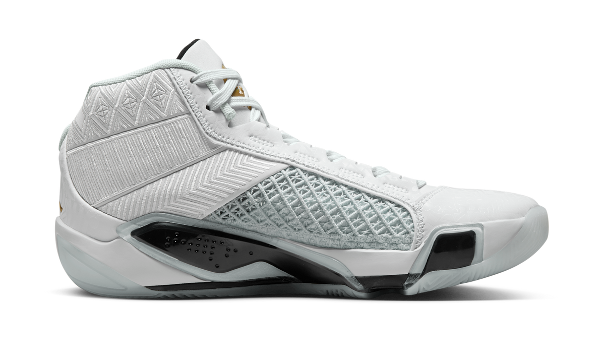 Air Jordan 38 FIBA (Clear Sole) FN7481-100 — Vista 2