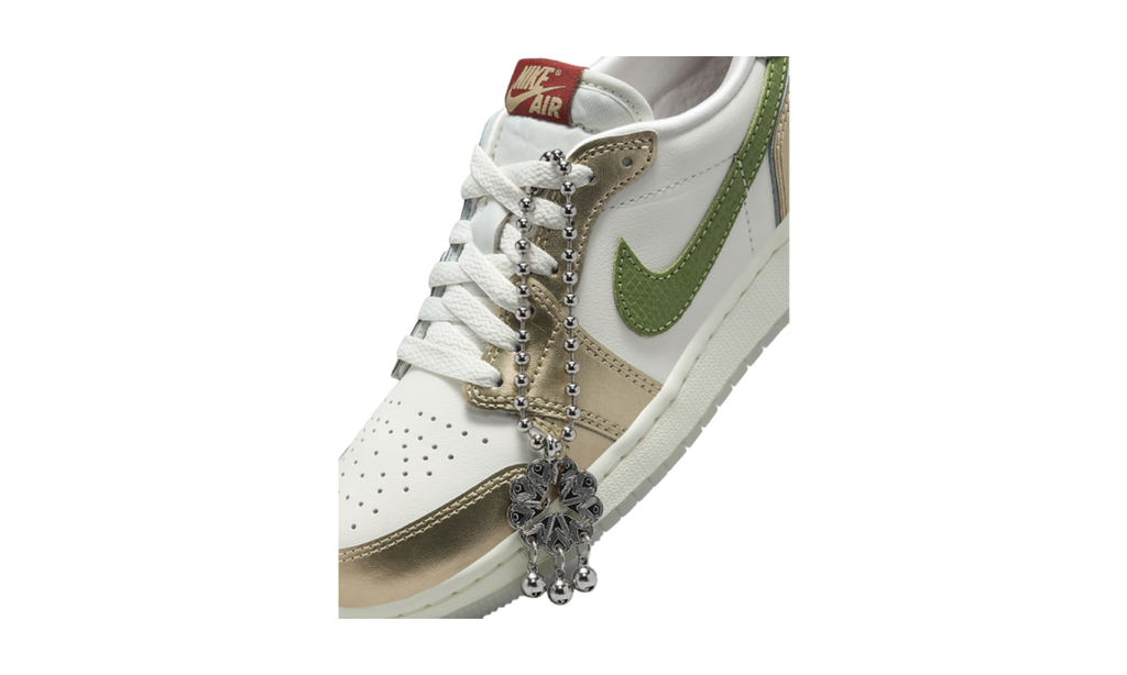 Air Jordan 1 Low OG Year of the Dragon (2024) FQ6593-100 — Vista 3