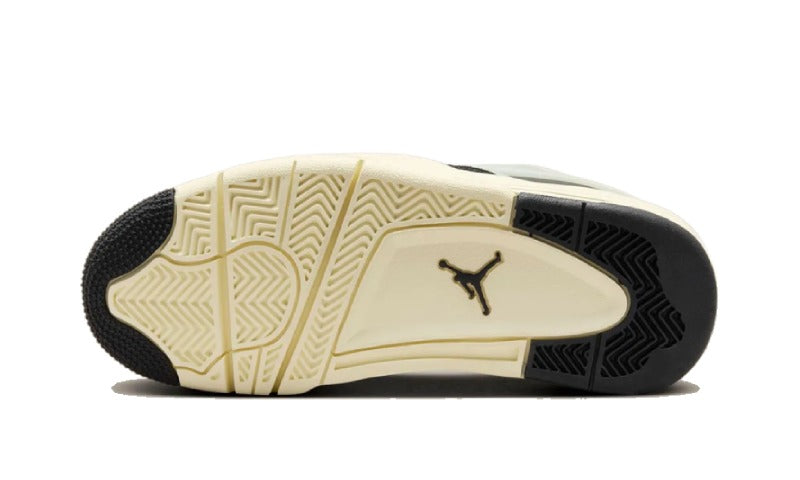 Air Jordan 4 RM Black Coconut Milk FQ7938-006 — Vista 3