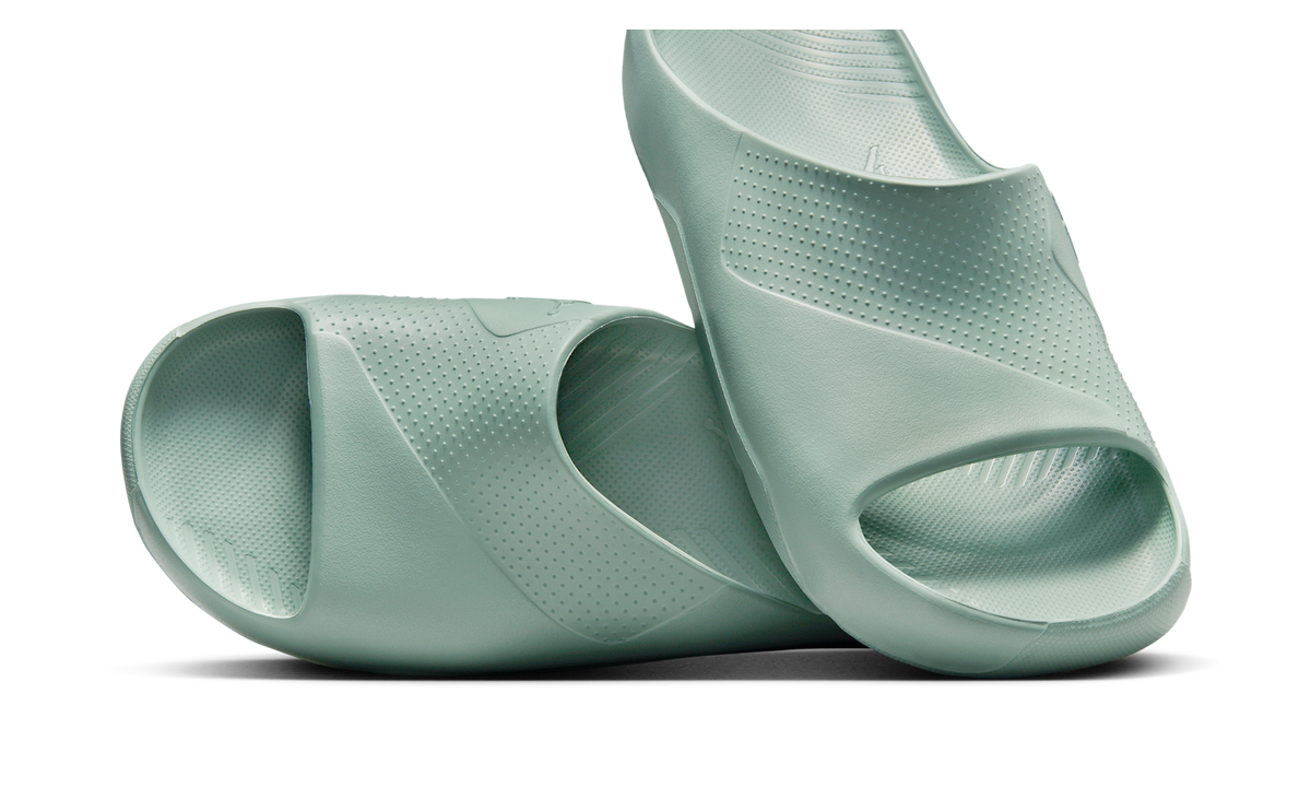 Air Jordan Post Slide Jade Smoke (Women's) FZ6511-300 — Vista 1