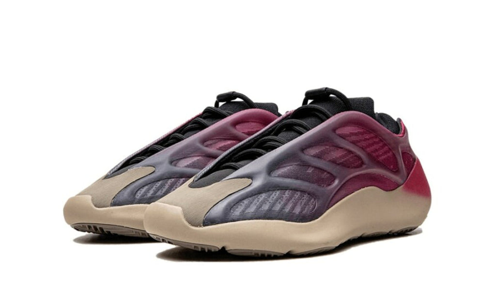 Adidas Yeezy 700 V3 Fade Carbon