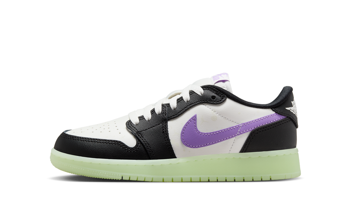 Air Jordan 1 Retro Low OG Black Raspberry (GS) HF0410-001 — Vista 1