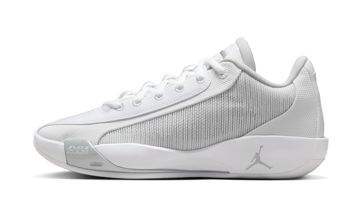 Air Jordan Luka .77 White Grey Fog (GS) HF0820-100 — Vista 1