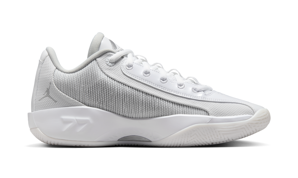 Air Jordan Luka .77 White Grey Fog (GS) HF0820-100 — Vista 2