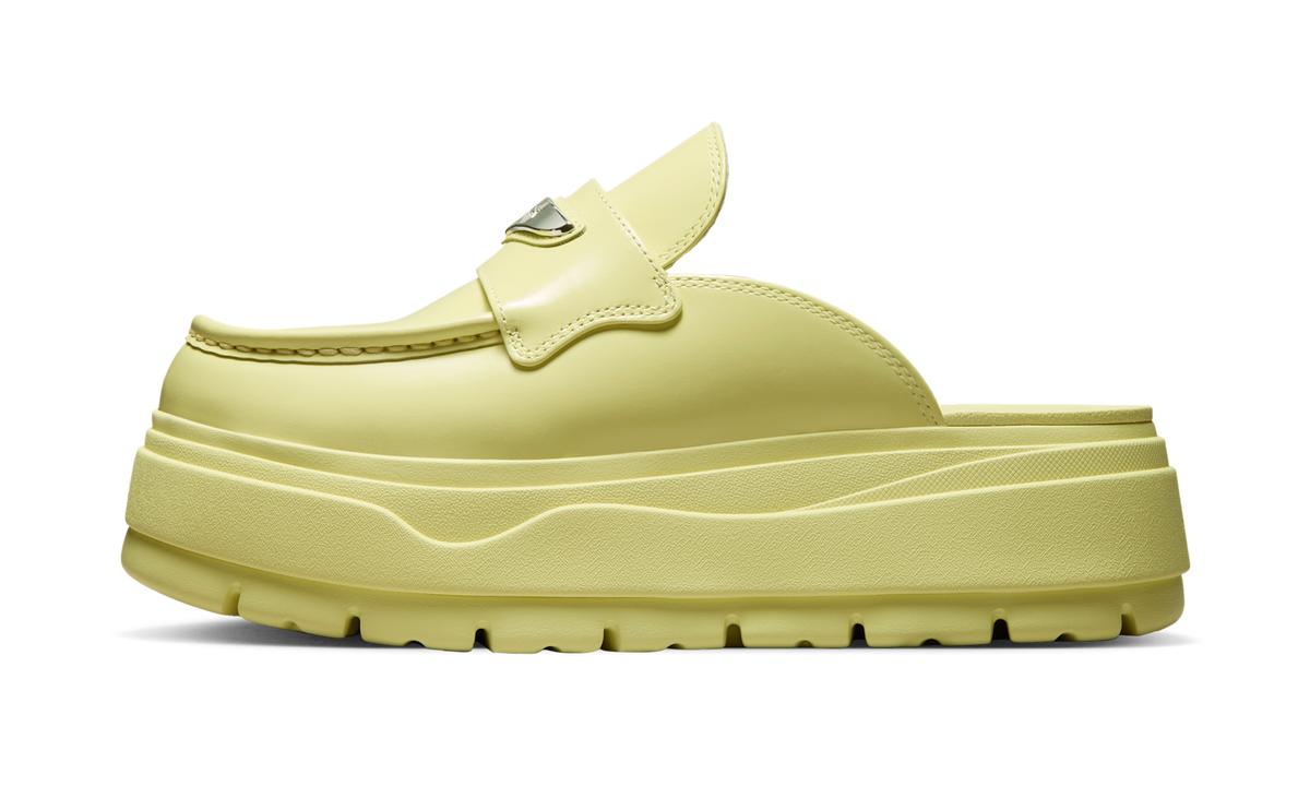 Air Jordan Mule Luminous Green (Women's) HJ4292-302 — Vista 1