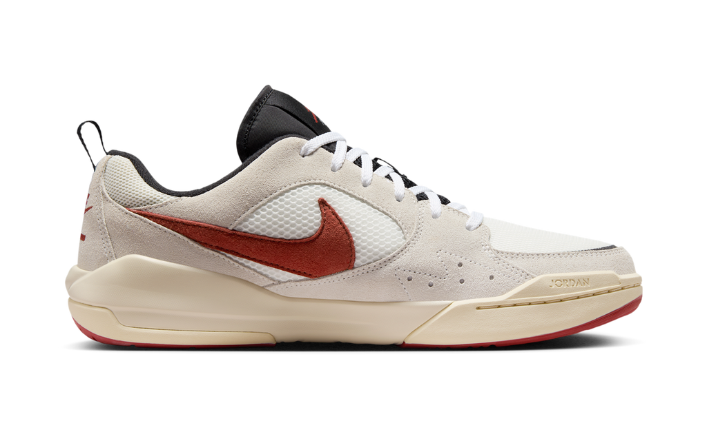 Air Jordan CMFT Era Sail Black Redstone HJ6777-101 — Vista 2