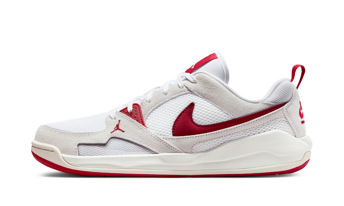 Air Jordan CMFT Era White Sail Black Varsity Red HJ6777-116 — Vista 1