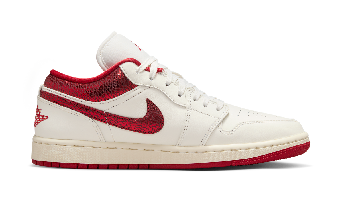 Air Jordan 1 Low Ruby (Women's) HJ9338-106 — Vista 2