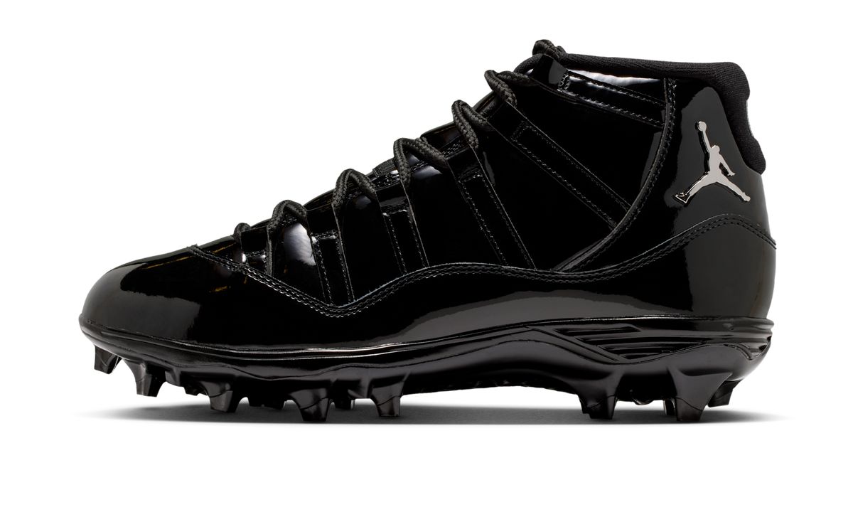 Air Jordan 11 Mid TD Cleat Patent Black HM7324-001 — Vista 1