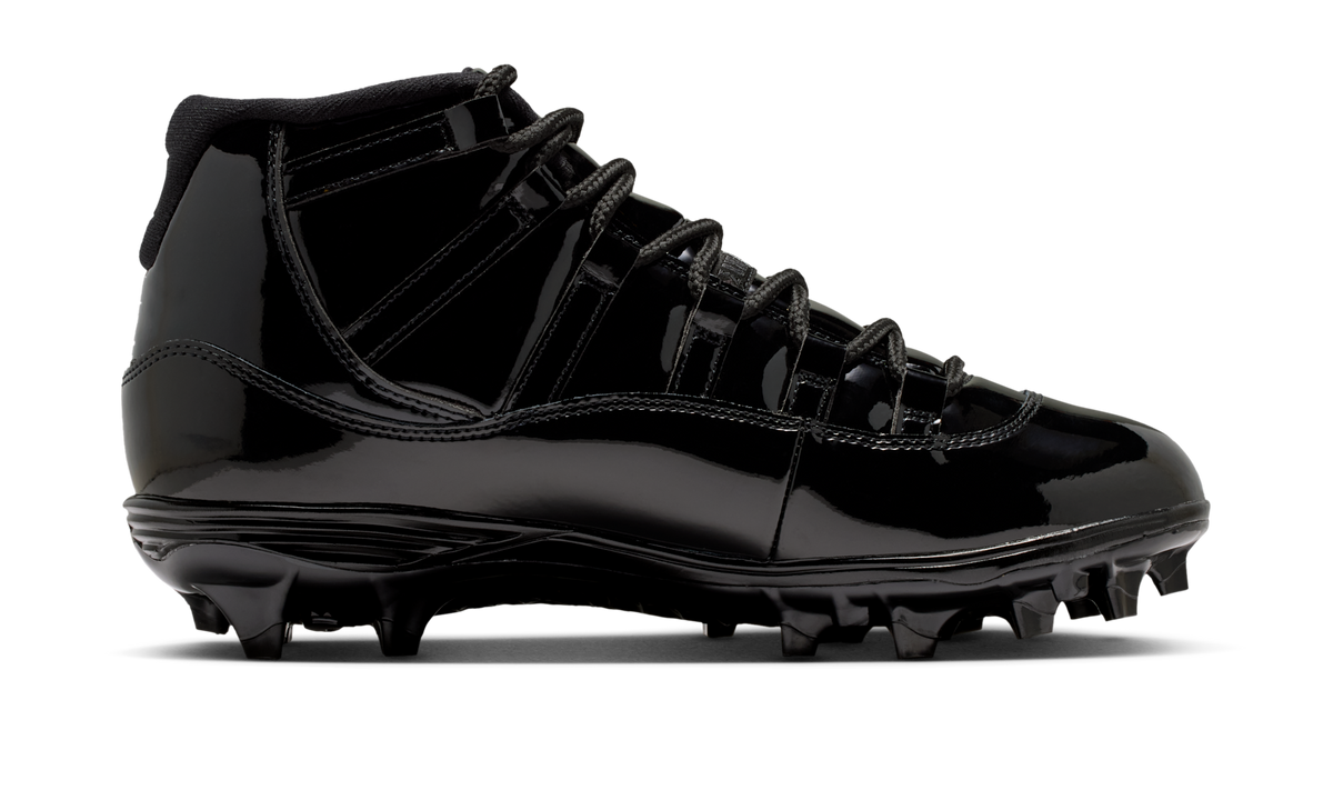 Air Jordan 11 Mid TD Cleat Patent Black HM7324-001 — Vista 2