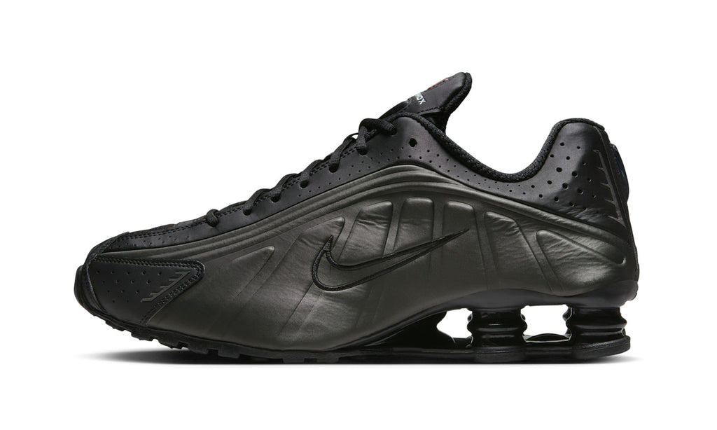 Nike Shox R4 Black Bright Crimson — Foto 1