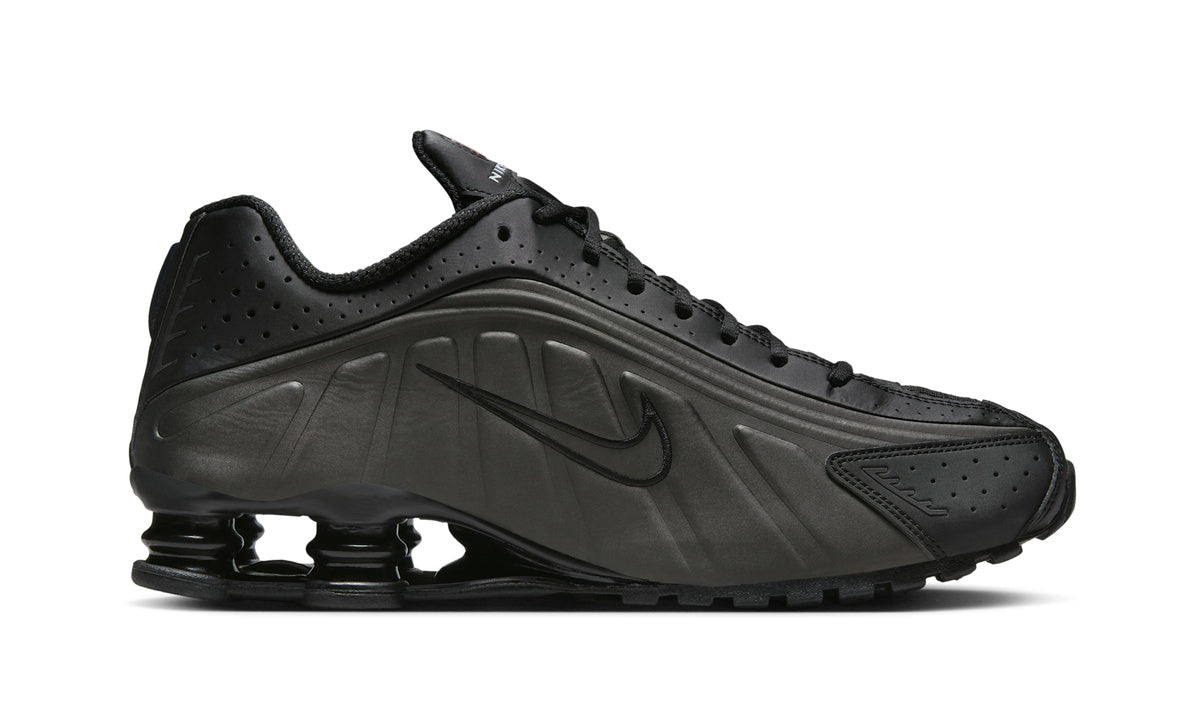 Nike Shox R4 Black Bright Crimson — Foto 3