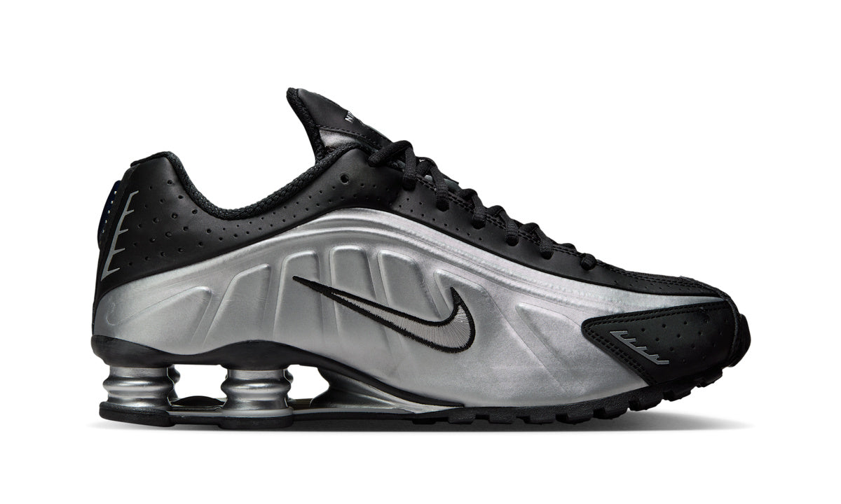 Nike Shox R4 Metallic Silver Black — Foto 3