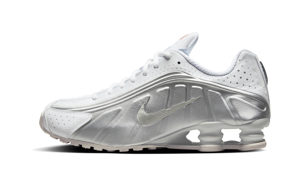 Nike Shox R4 White Bright Crimson Metallic Silver — Foto 1