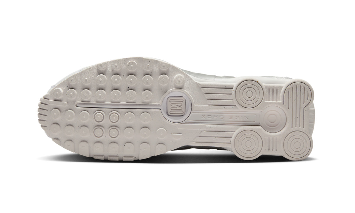 Nike Shox R4 White Bright Crimson Metallic Silver — Foto 2