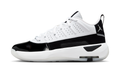 Air Jordan Max Aura 7 White Summit White Black HQ2091-100 — Vista 1