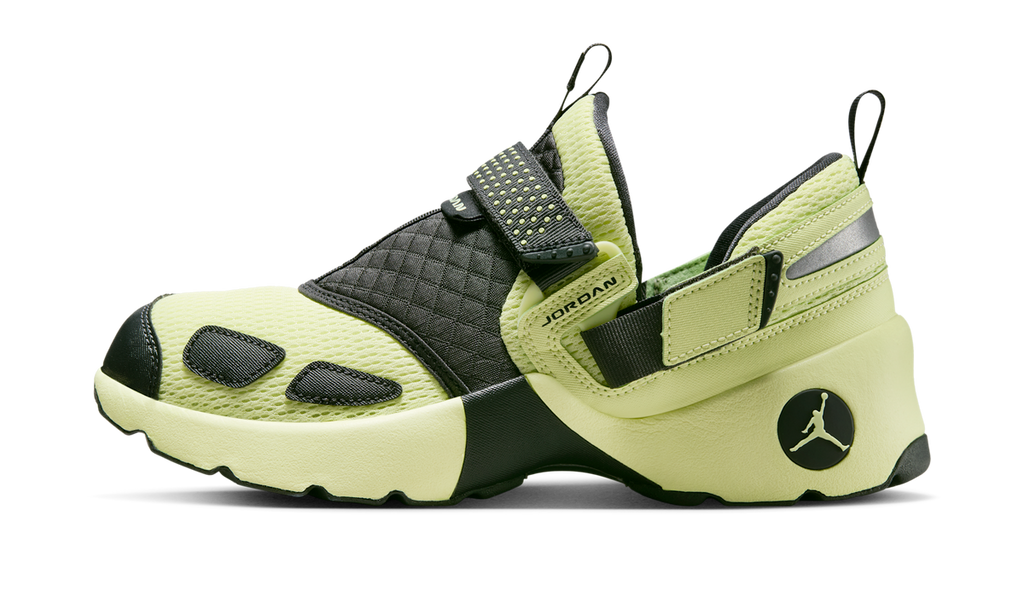 Air Jordan Trunner LX Luminous Green (Women's) HQ2164-302 — Vista 1