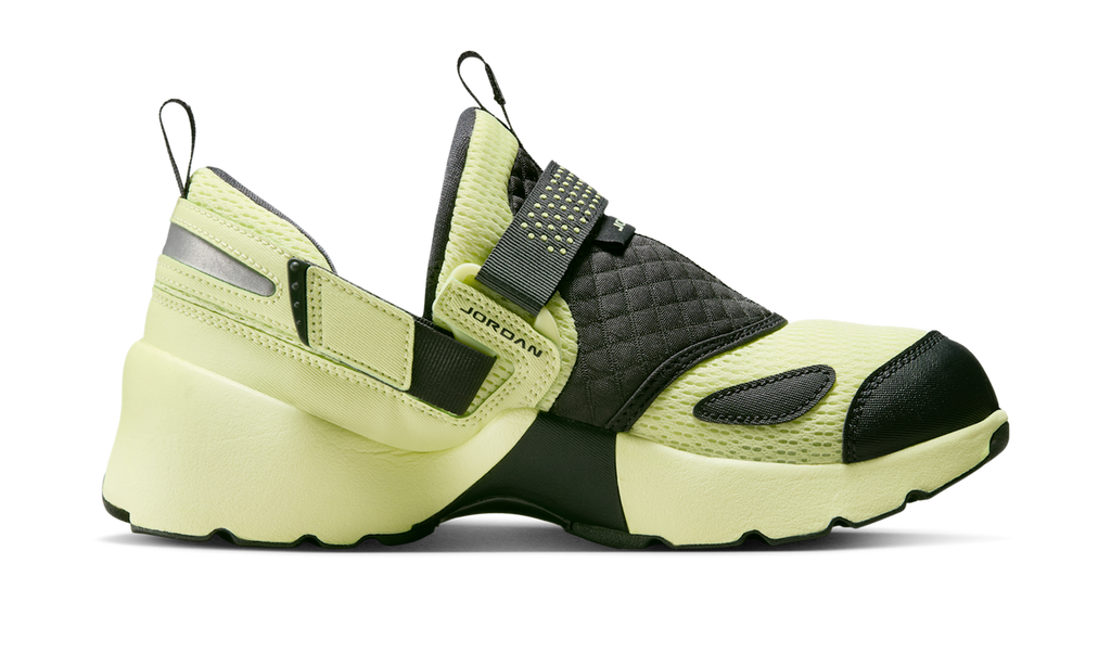 Air Jordan Trunner LX Luminous Green (Women's) HQ2164-302 — Vista 2