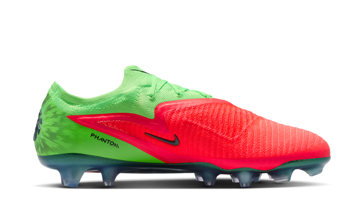Nike Phantom 6 Low Elite FG Erling Haaland Harness Your Haaland HQ2332-603 — Vista 2