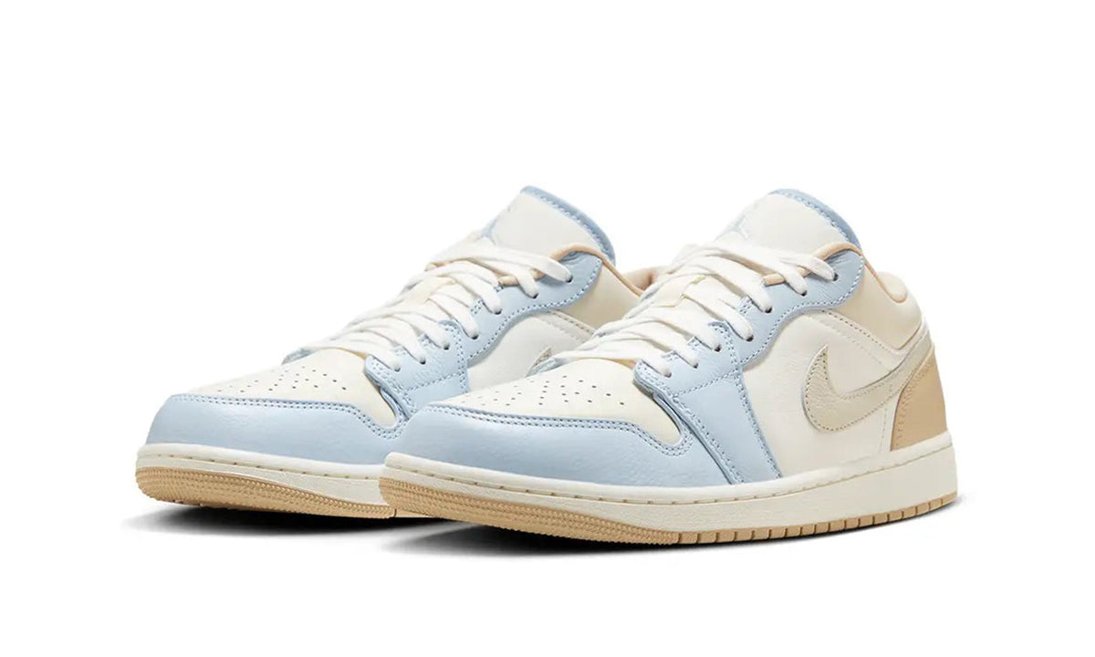 Air Jordan 1 Low Coconut Milk Sail HQ4186-111 — Vista 2