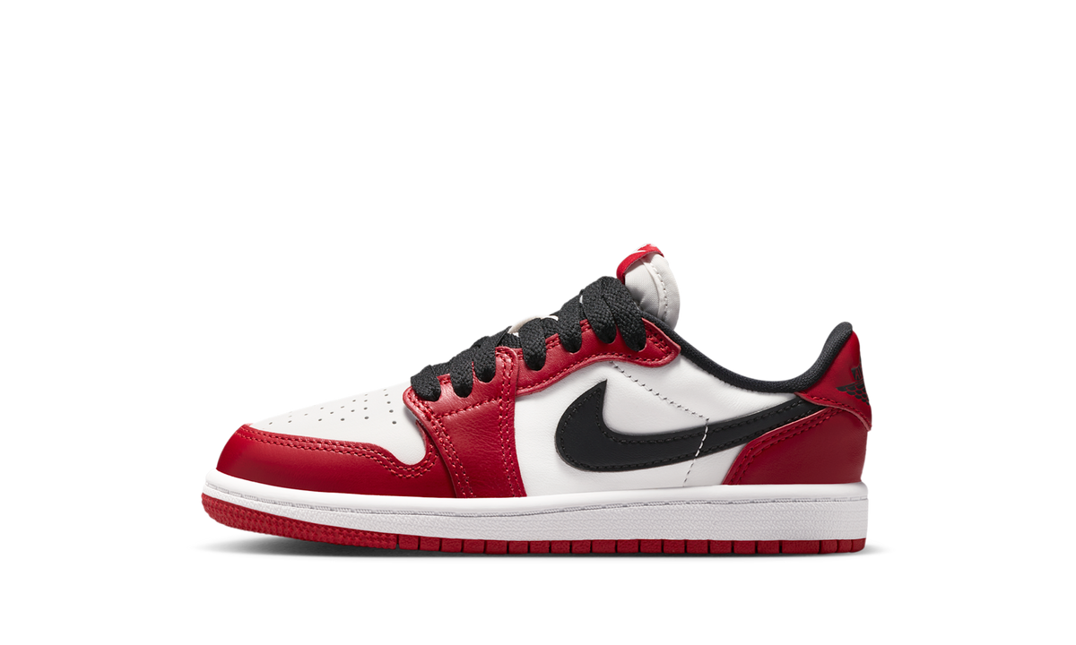Air Jordan 1 Retro Low OG Chicago (2025) (PS) HQ6996-600 — Vista 1