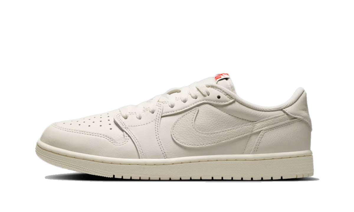 Air Jordan 1 Retro Low OG Sail HQ6998-100 — Vista 1