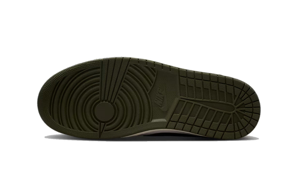 Air Jordan 1 Retro Low OG Medium Olive HQ6998-200 — Vista 3