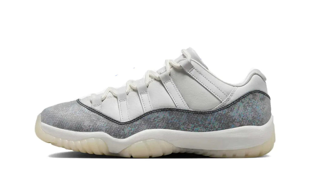 Air Jordan 11 Retro Low Year of the Snake HQ7000-001 — Vista 1