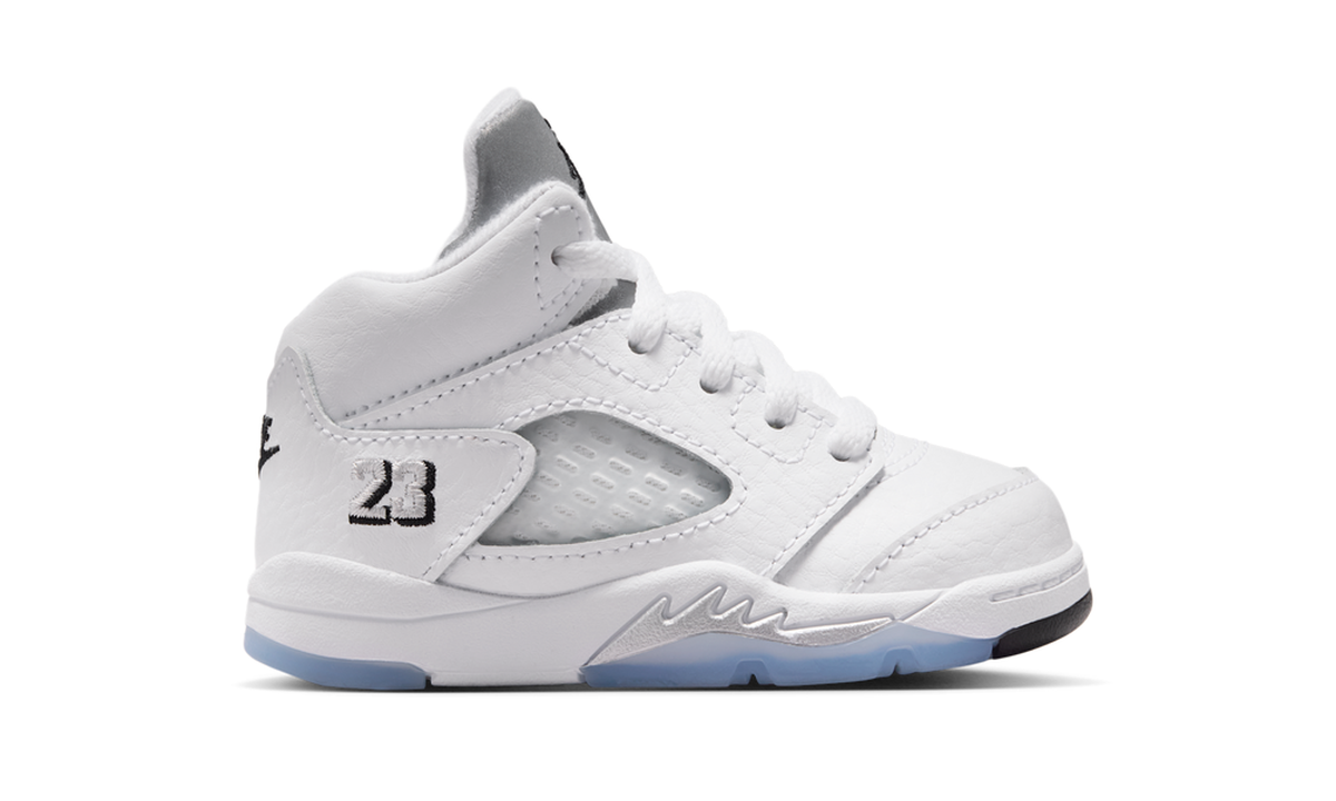 Air Jordan 5 Retro White Metallic (2026) (TD) HQ7981-103 — Vista 2