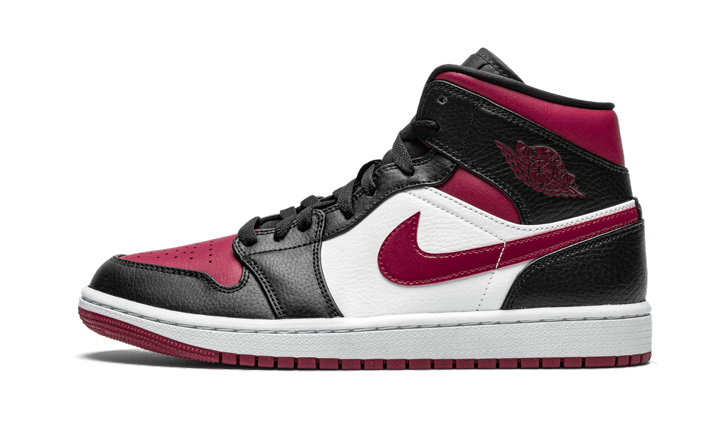 Air Jordan 1 Mid Patent Bred Toe (GS) HV4399-006 — Vista 1